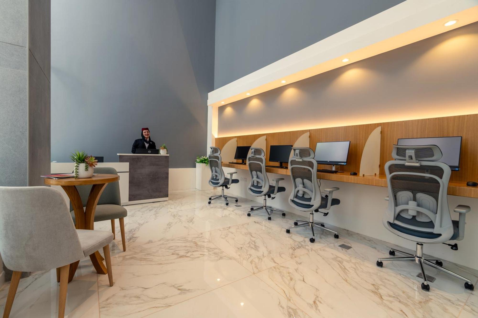 Hotel West Walk Retaj