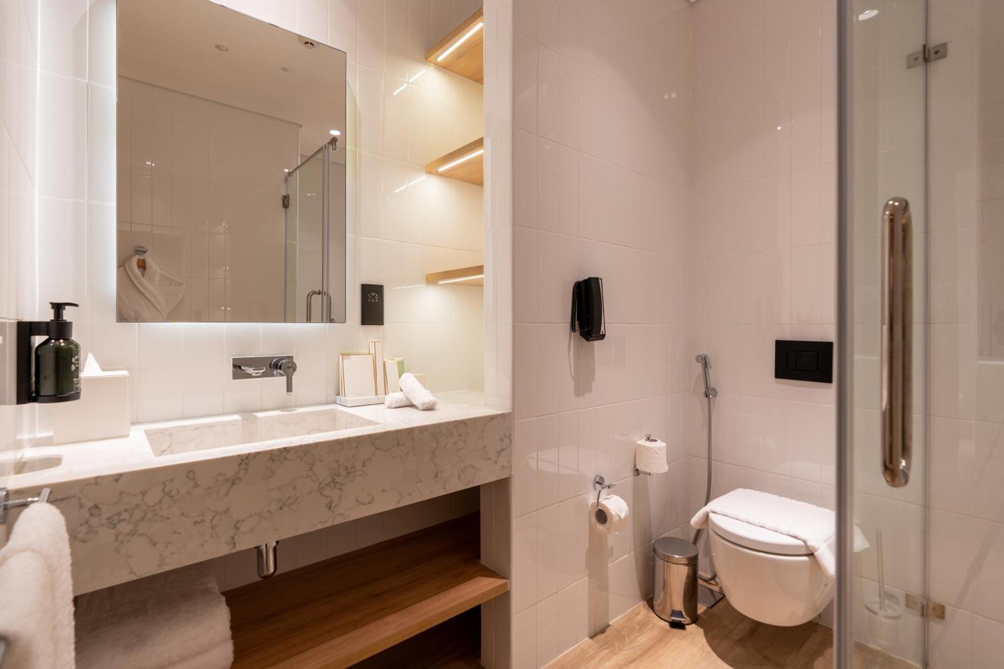 Hotel West Walk Retaj