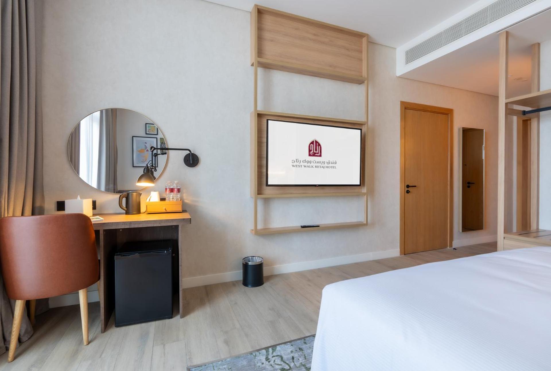 West Walk Retaj 4*