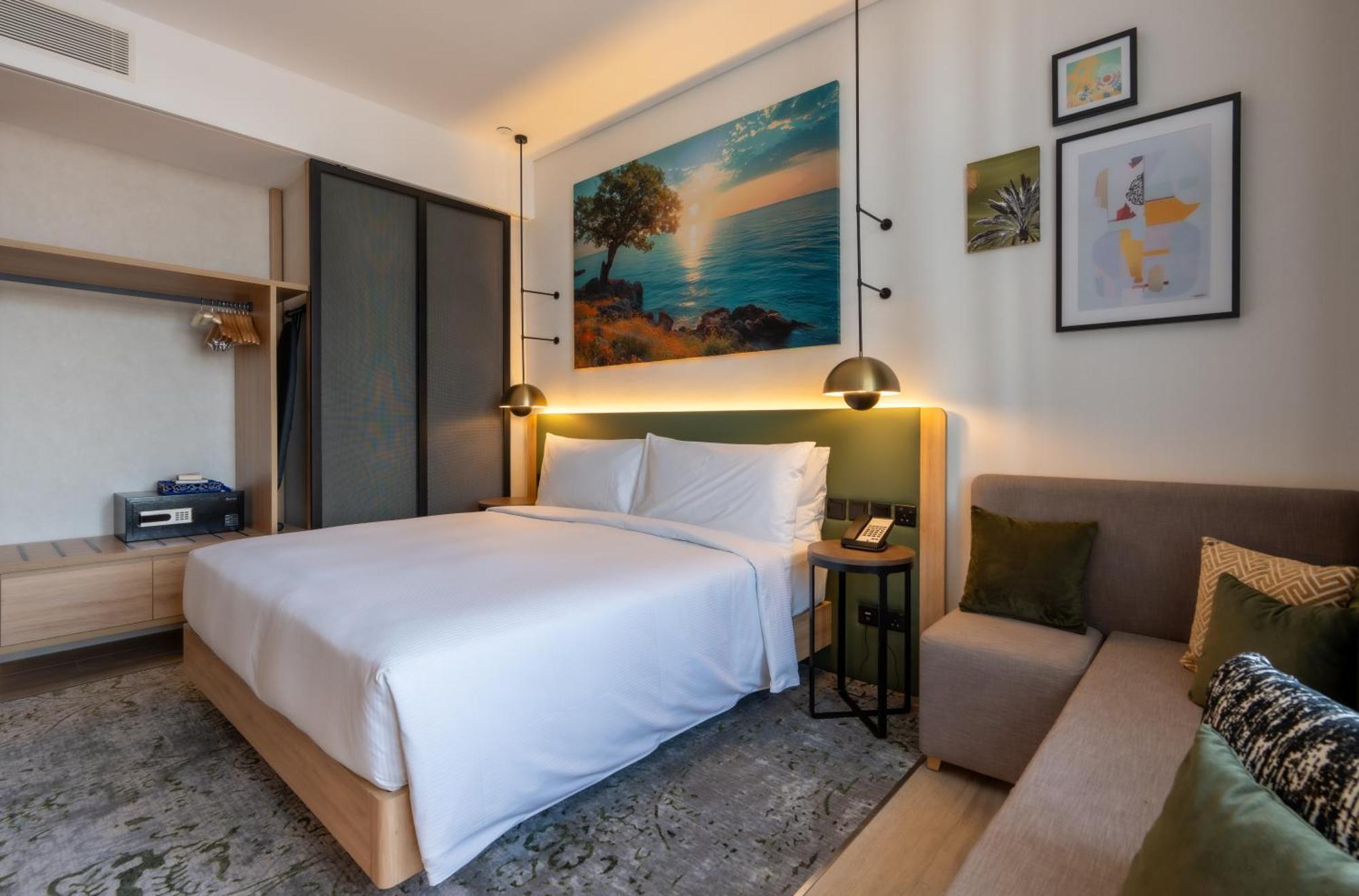 West Walk Retaj 4* Al Rayyan